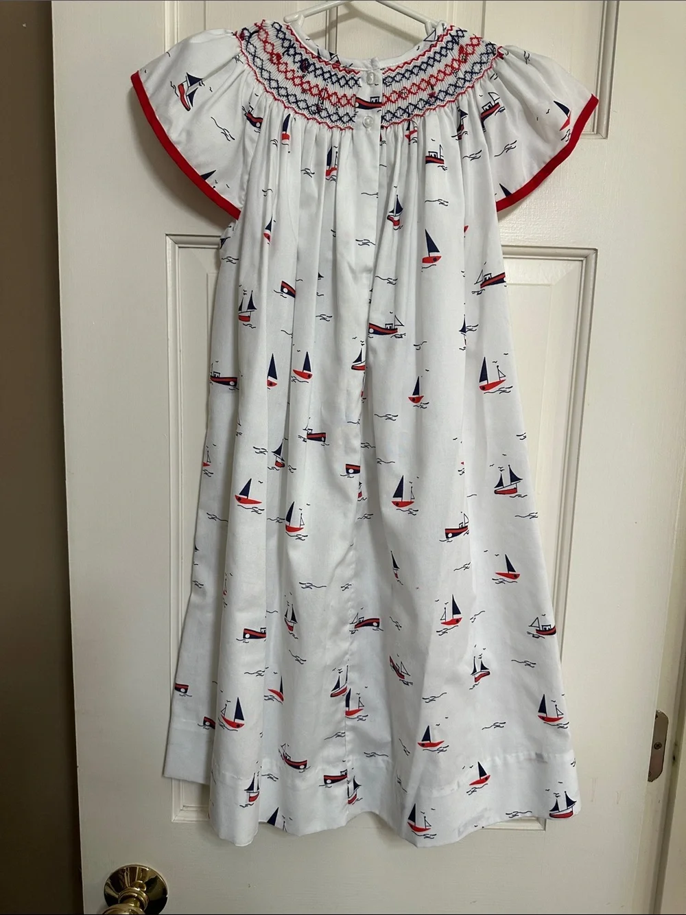 Edgehill Collection smocked neckline